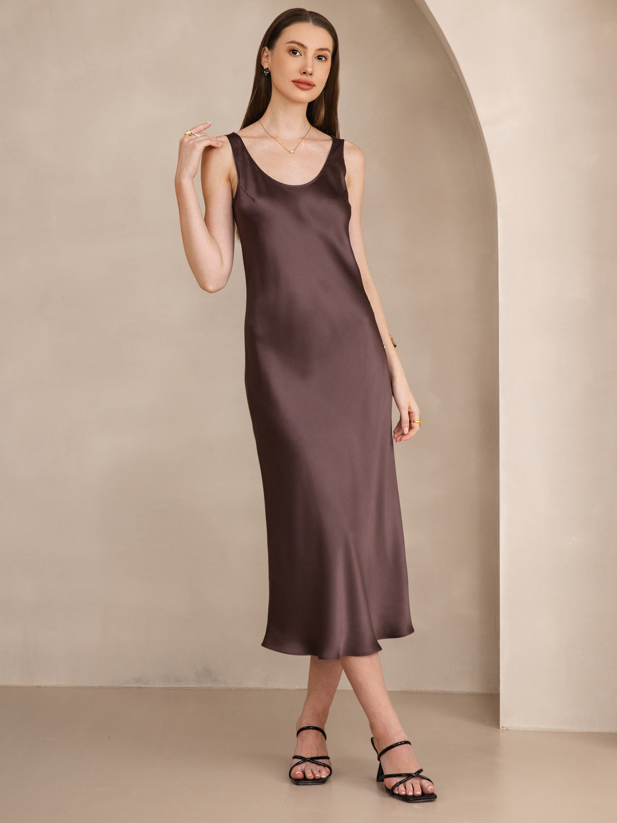 Pure Soie Sangle Larges Sans Manches Longue Robe
