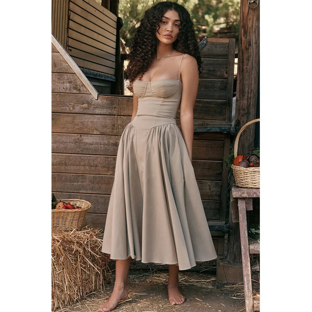 Zéphora – robe midi plissée à bretelles fines