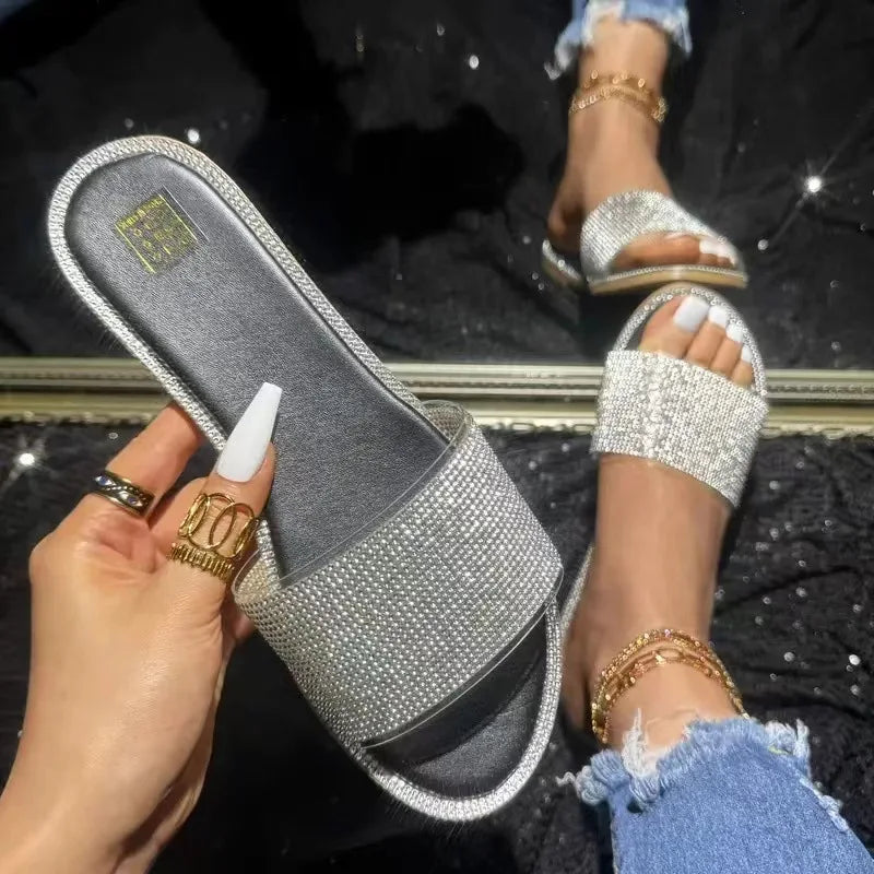 Yvette – sandales plates scintillantes à strass