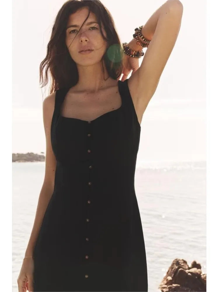 Eloïse – robe longue d’été à col carré boutonnée