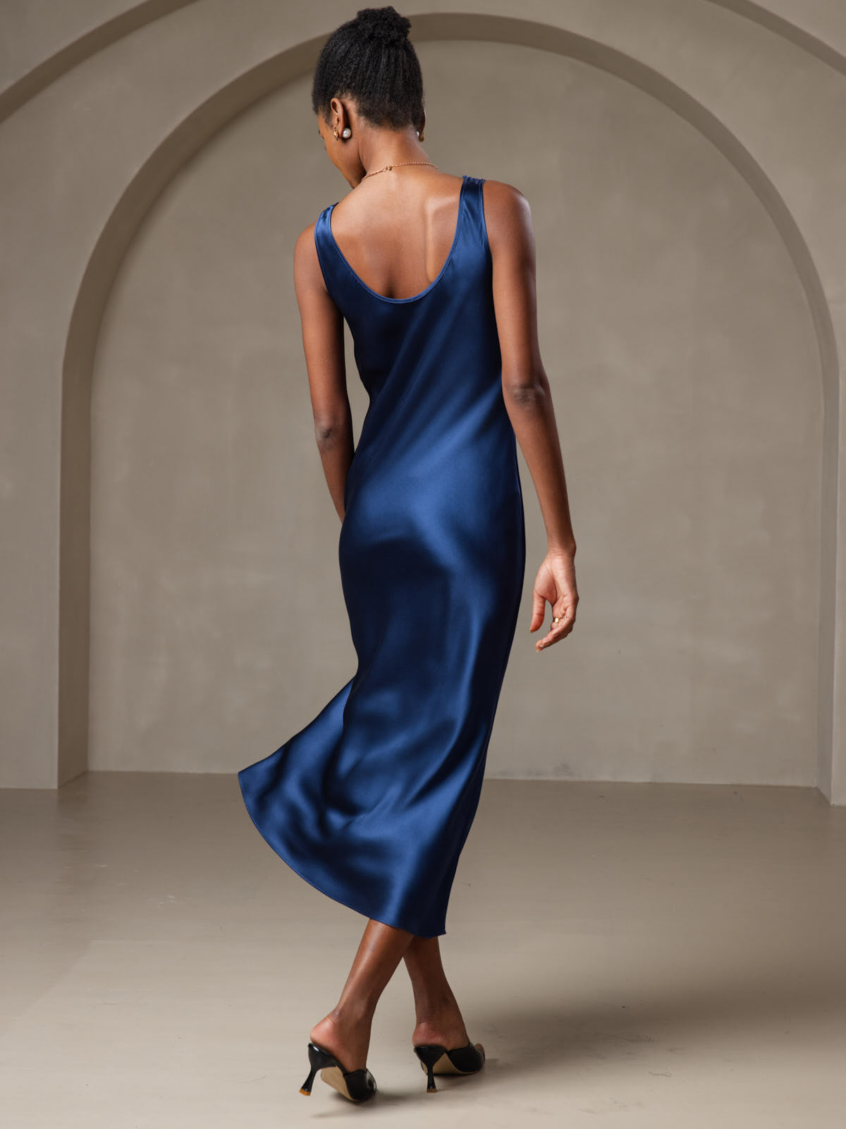 Pure Soie Sangle Larges Sans Manches Longue Robe