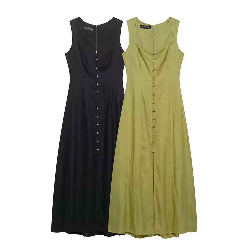 Eloïse – robe longue d’été à col carré boutonnée