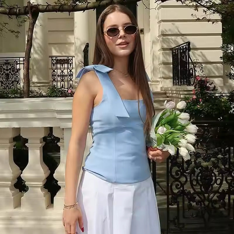 Théa – top sans manches à nœuds et col carré